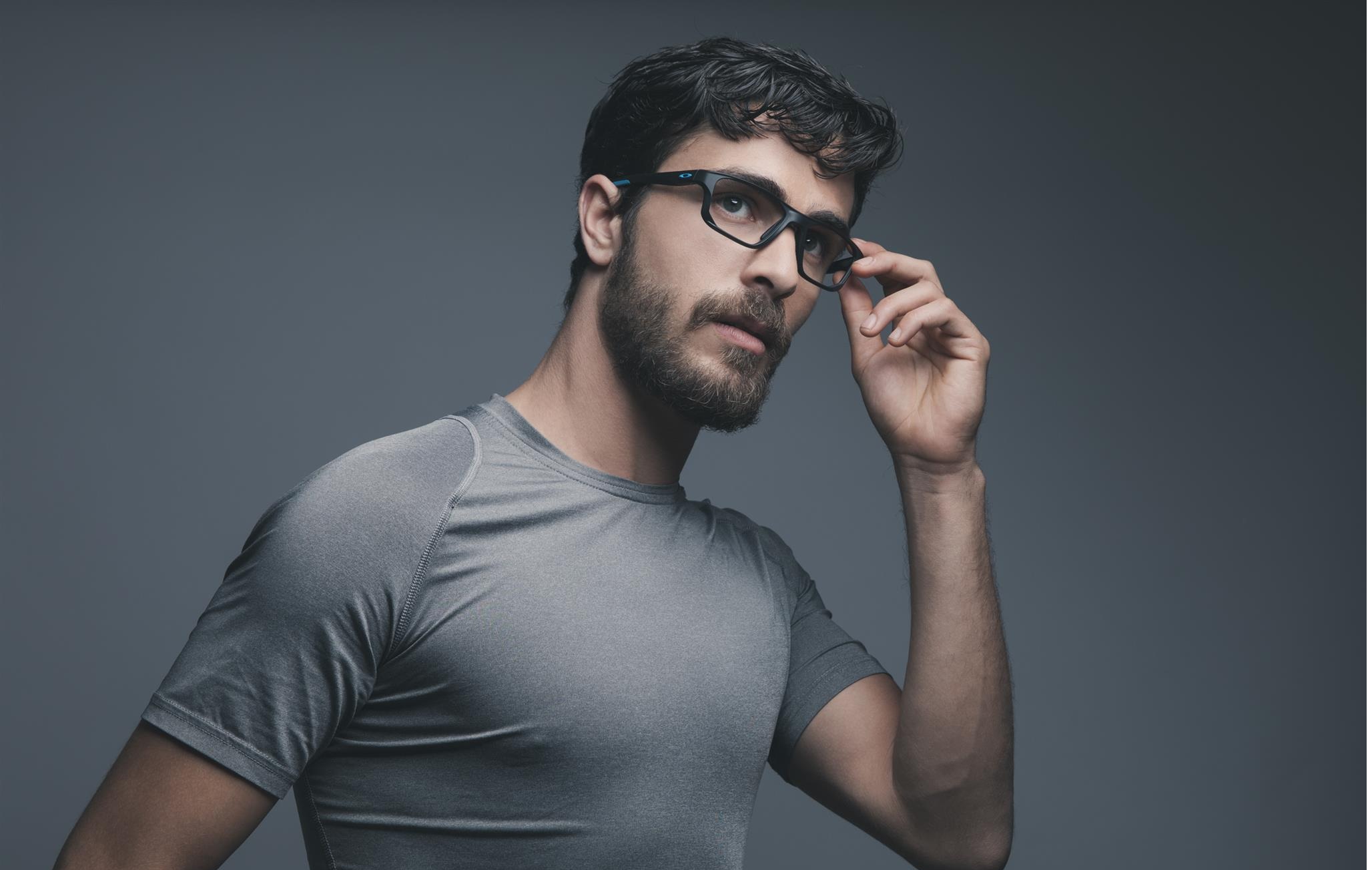 Sports Glasses: How to Choose the Perfect Pair for Running, Cycling, Skiing, and More